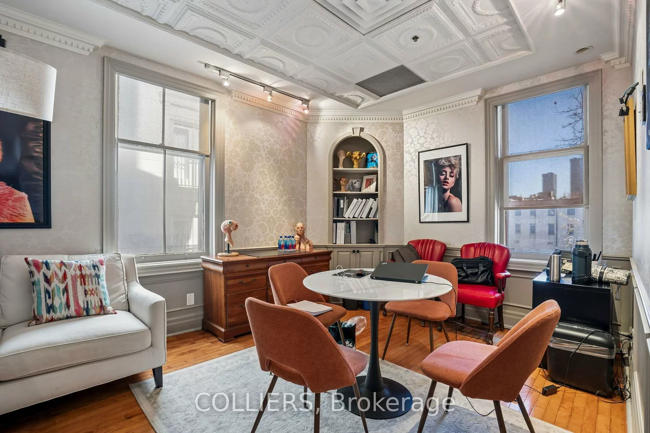 110, Lombard, Church-Yonge Corridor, Toronto