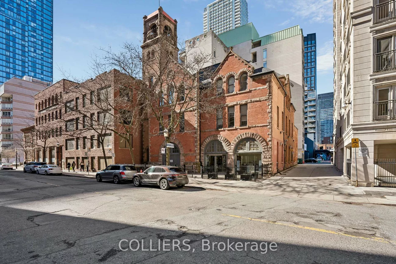 110, Lombard, Church-Yonge Corridor, Toronto