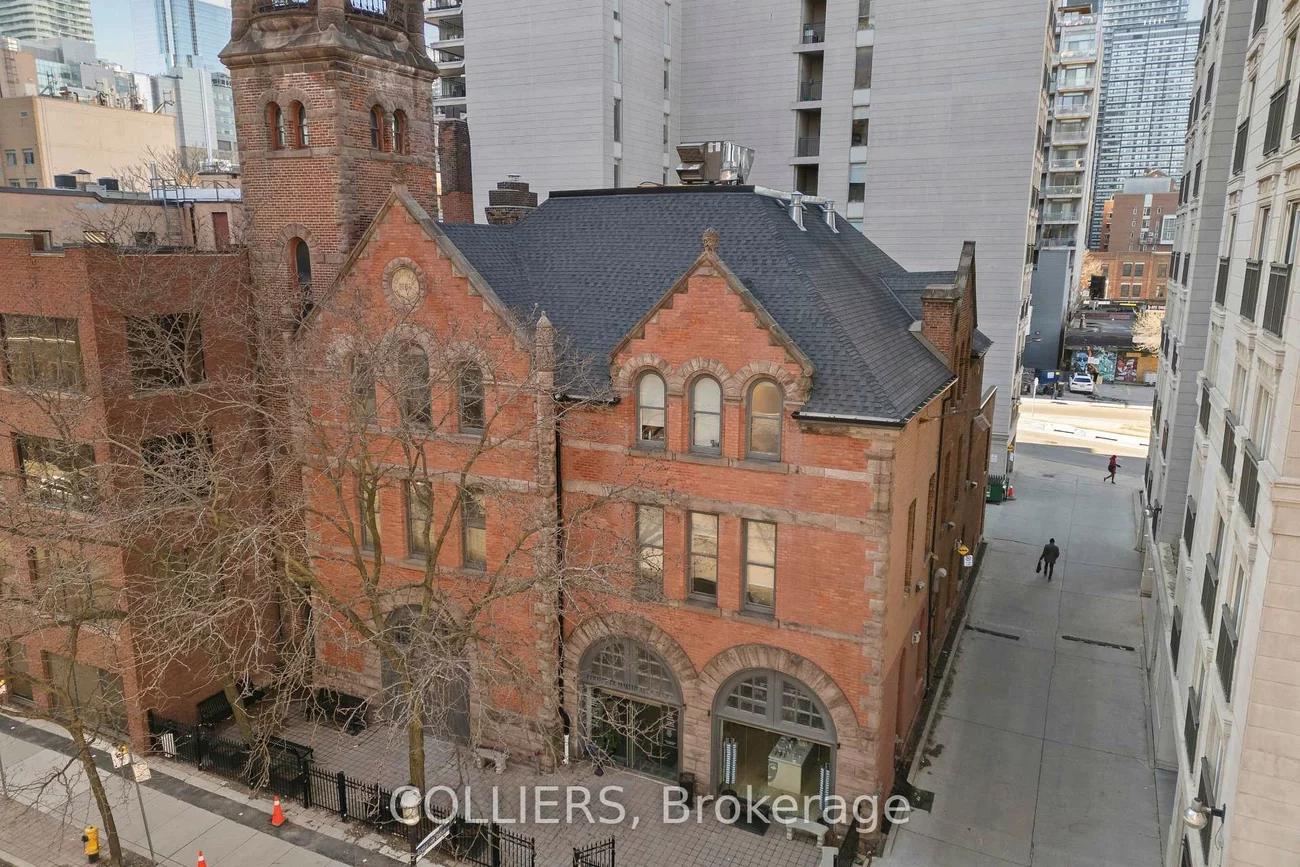 110, Lombard, Church-Yonge Corridor, Toronto