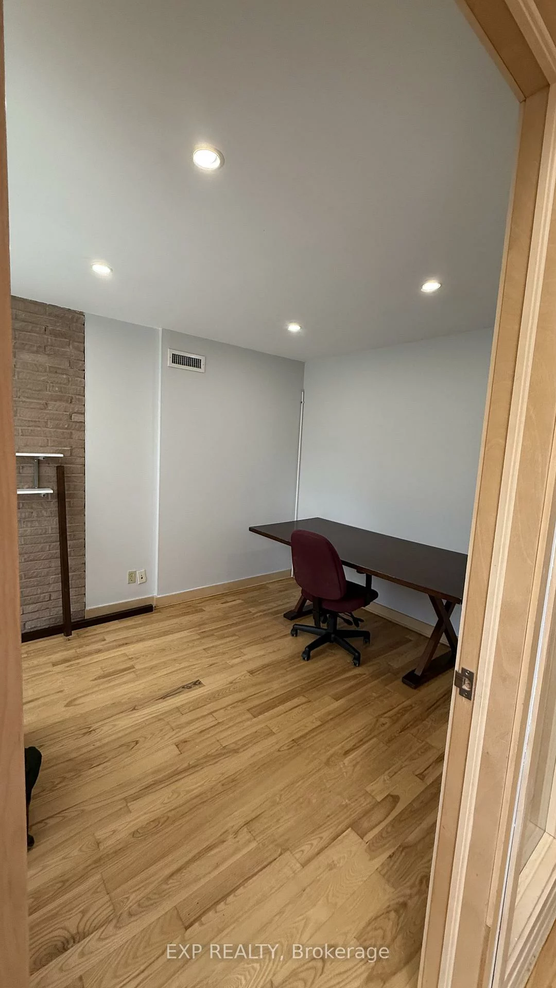 1315, Lawrence, Victoria Village, Toronto
