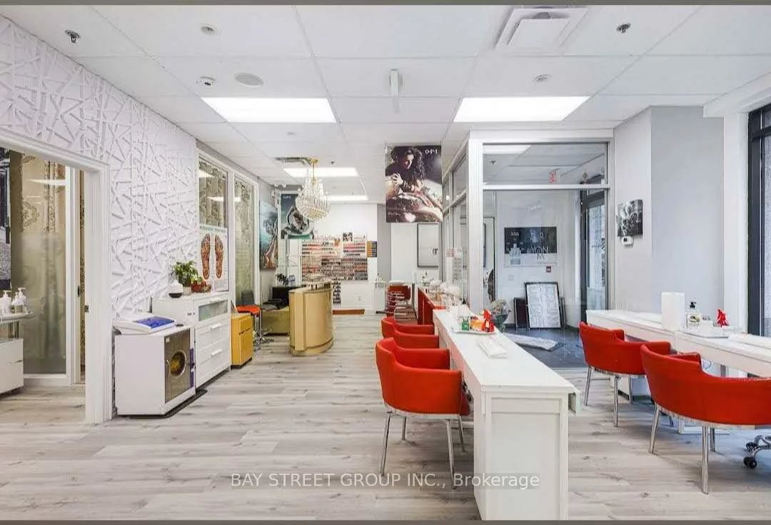 85, Bloor, Church-Yonge Corridor, Toronto