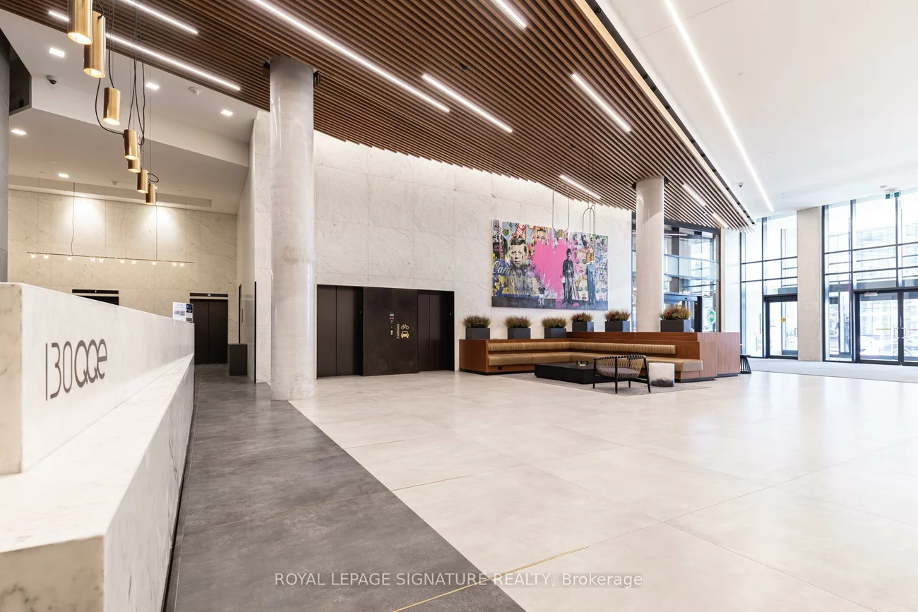 130, Queens, Waterfront Communities C8, Toronto