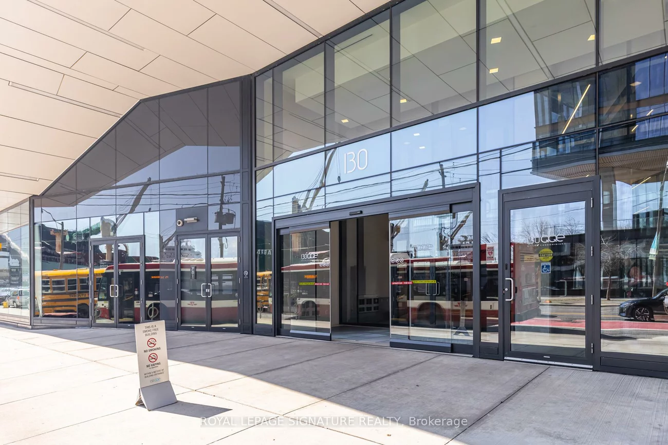 130, Queens, Waterfront Communities C8, Toronto
