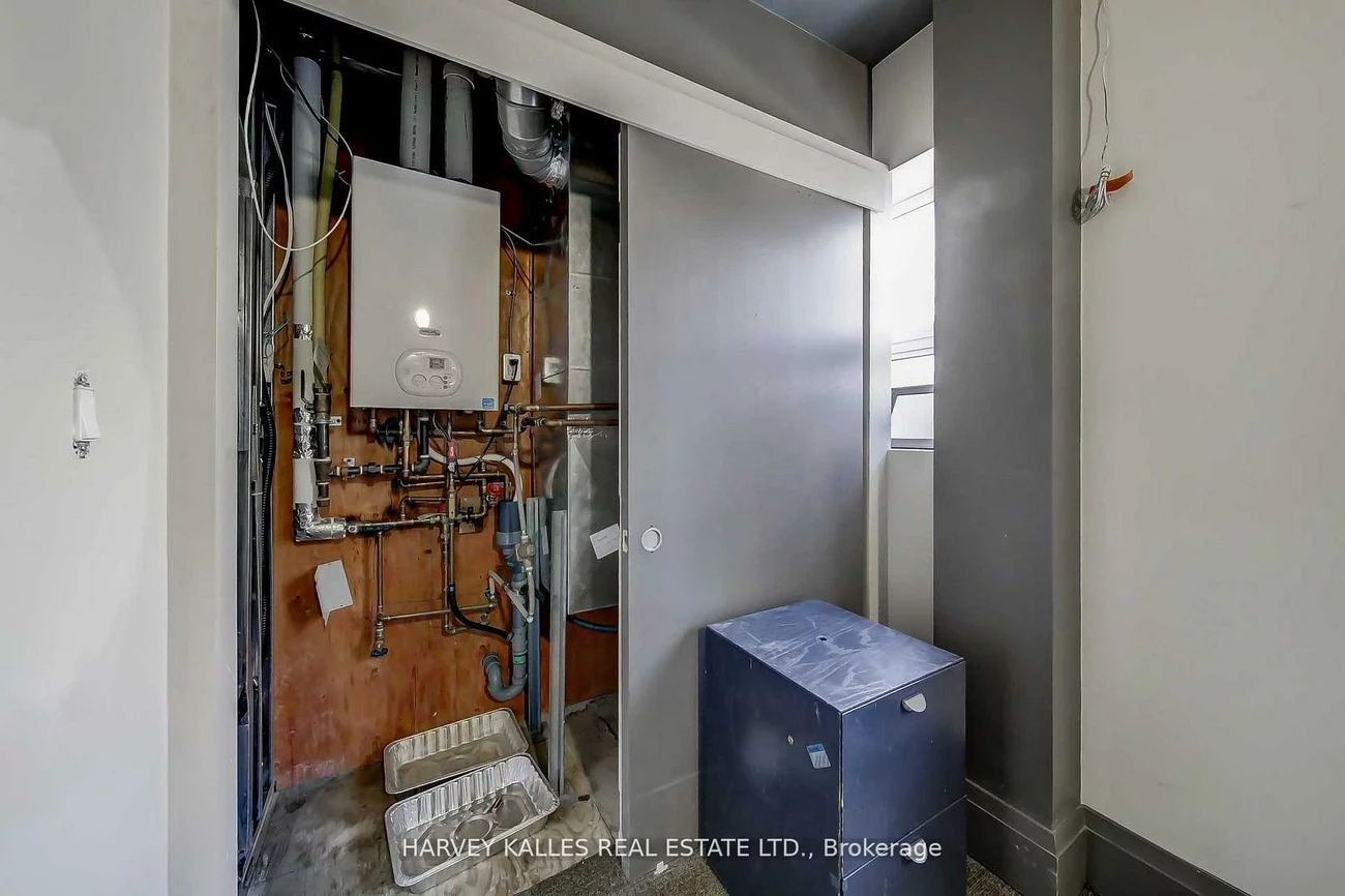 2078, Avenue, Bedford Park-Nortown, Toronto