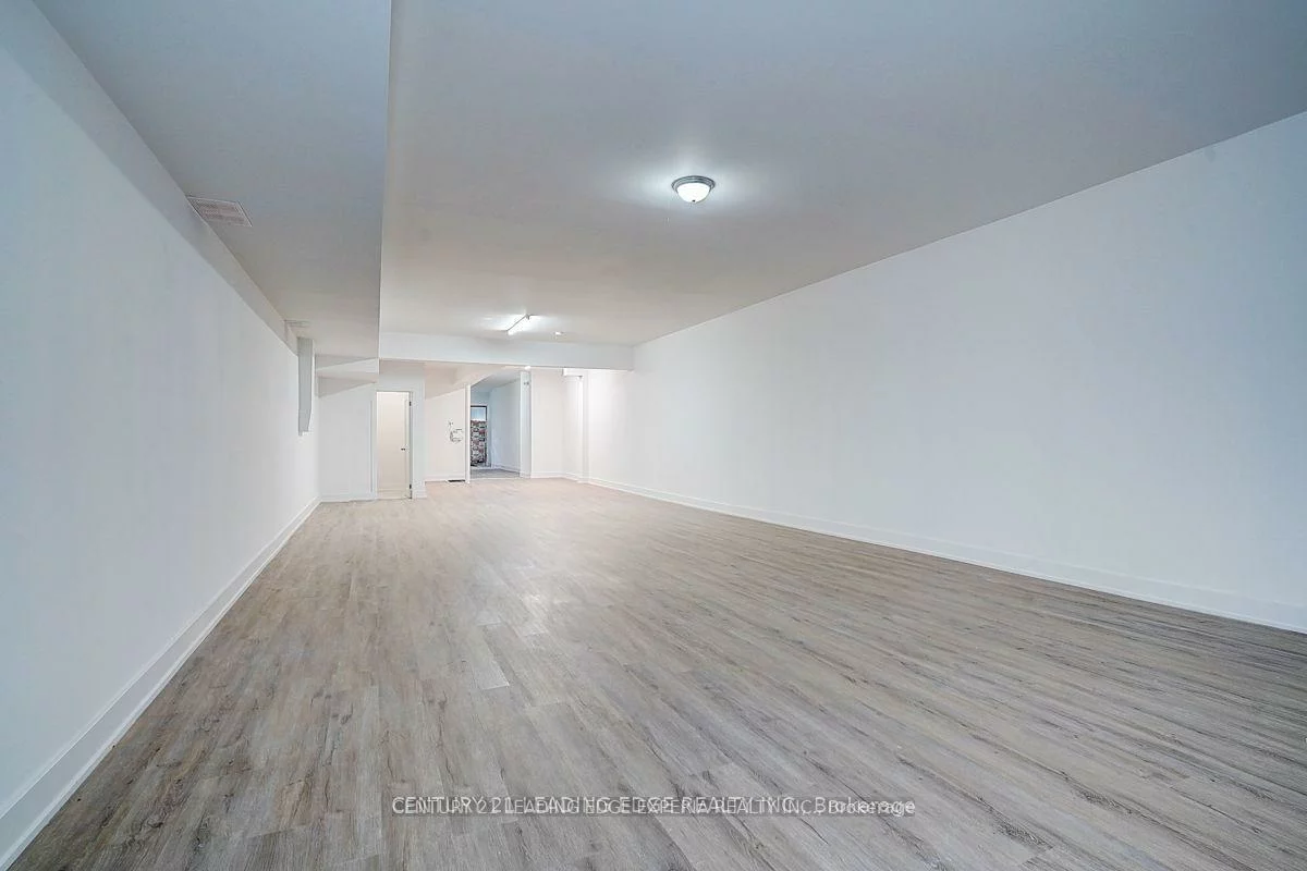 349, Spadina, Kensington-Chinatown, Toronto