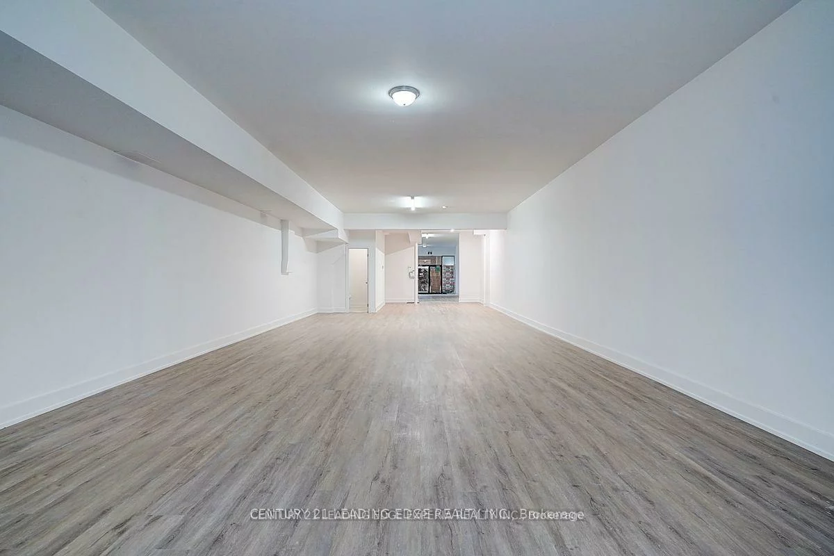 349, Spadina, Kensington-Chinatown, Toronto