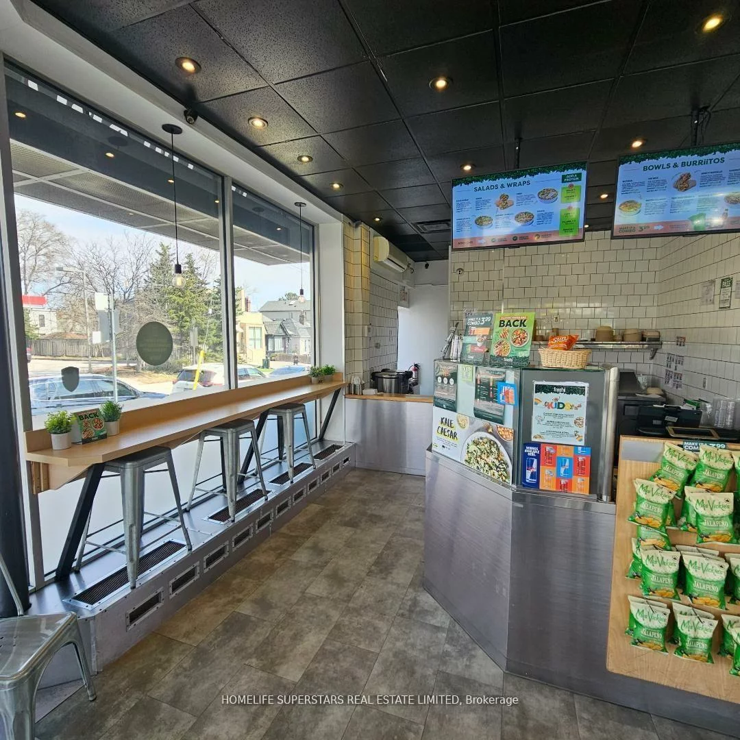 1853, Avenue Rd, Bedford Park-Nortown, Toronto