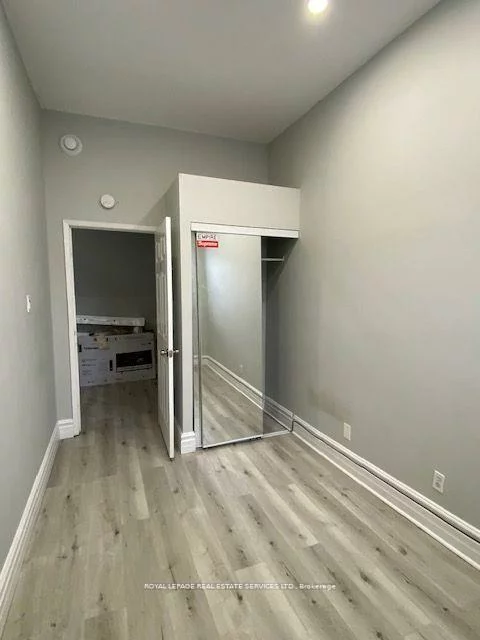 206, Carlton, Cabbagetown-South St. James Town, Toronto