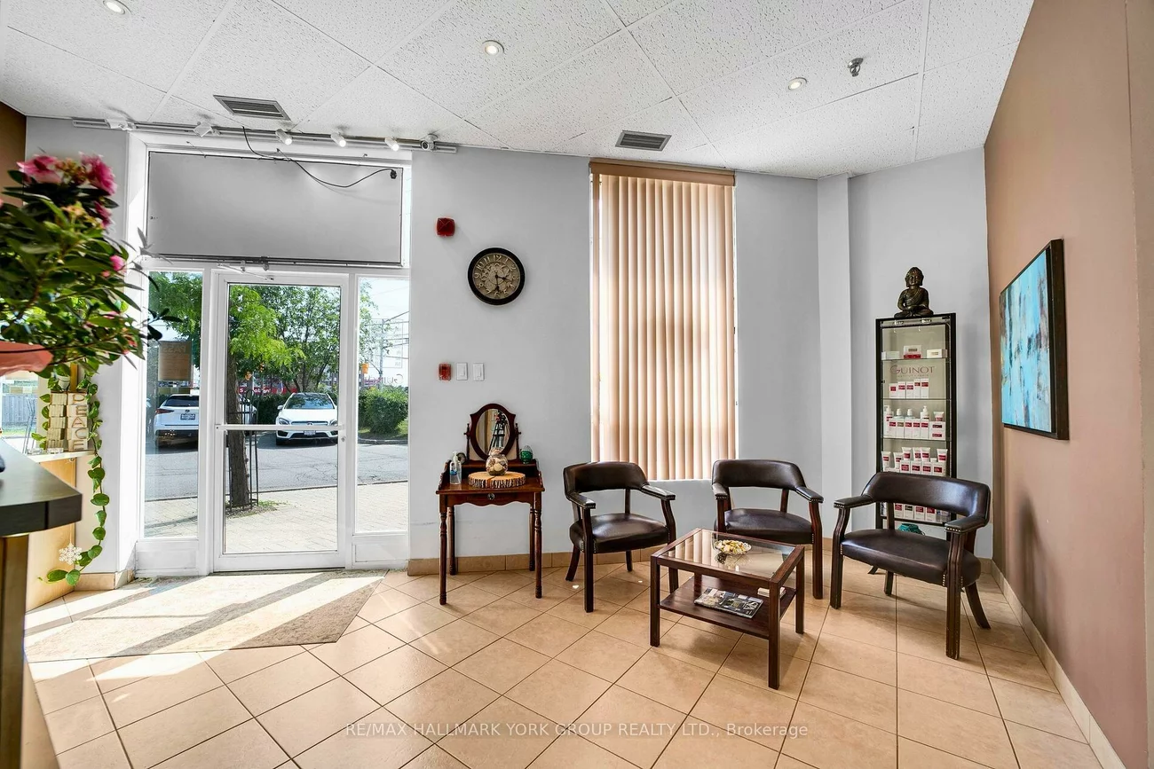 2012, Sheppard, Pleasant View, Toronto