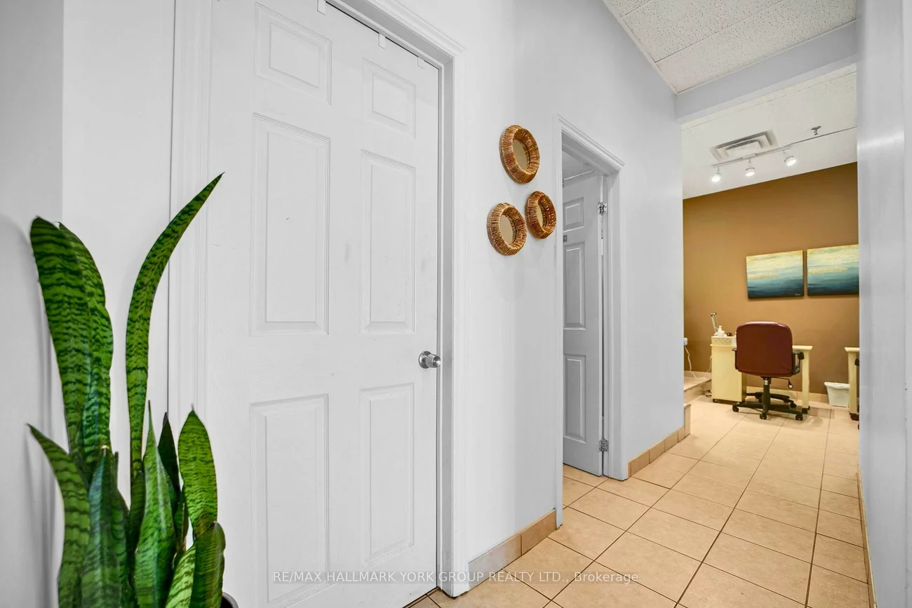 2012, Sheppard, Pleasant View, Toronto