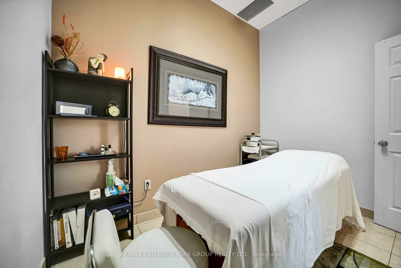 2012, Sheppard, Pleasant View, Toronto