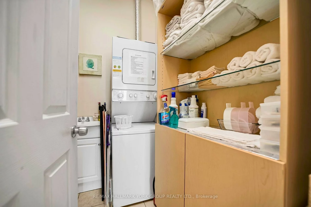 2012, Sheppard, Pleasant View, Toronto