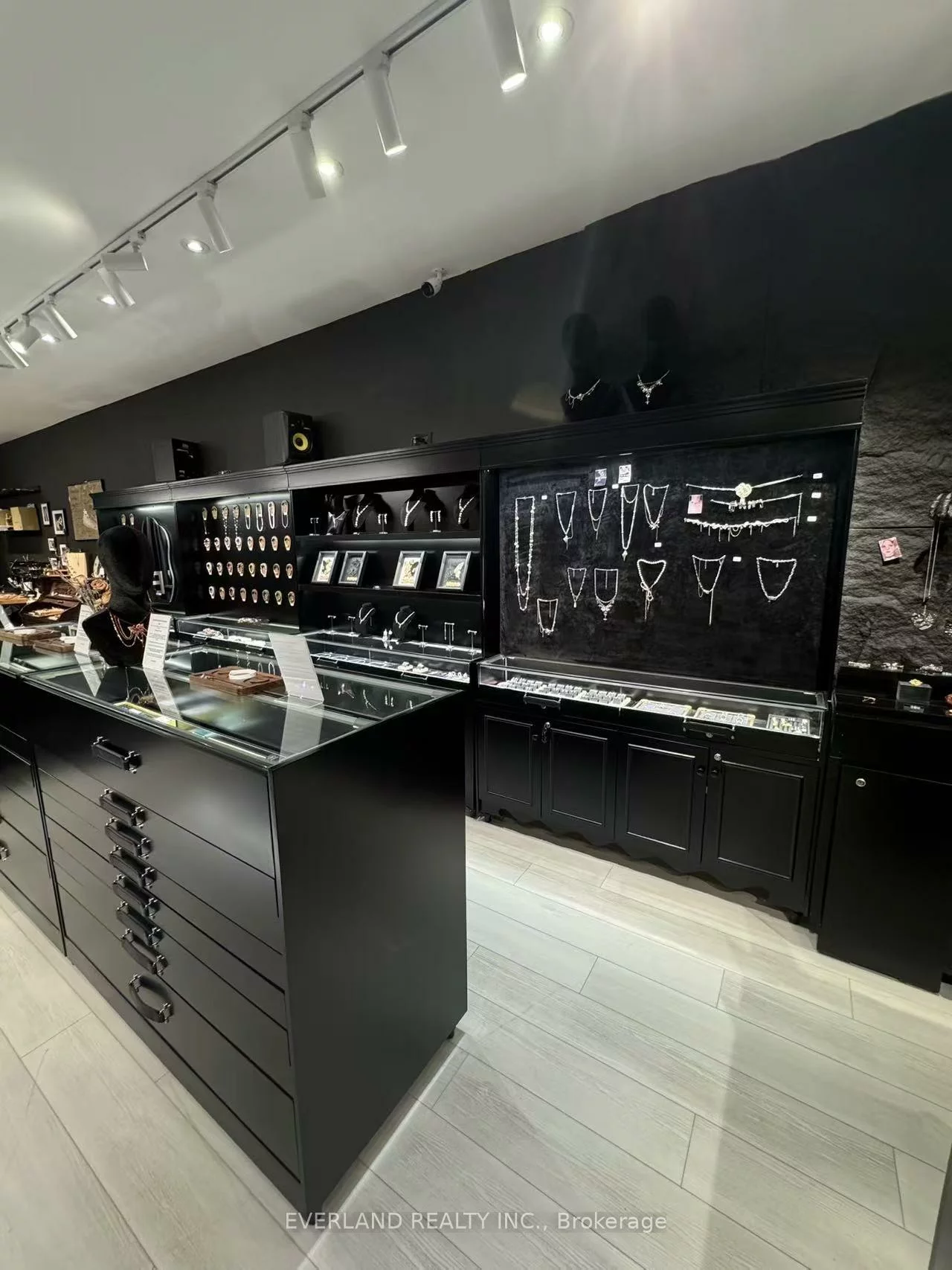 2515, Yonge, Mount Pleasant East, Toronto