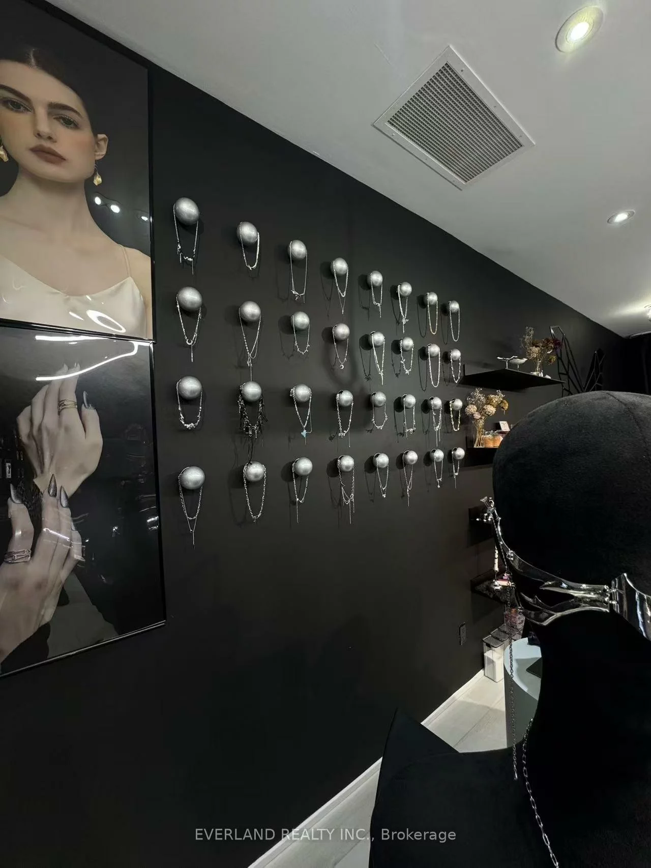 2515, Yonge, Mount Pleasant East, Toronto