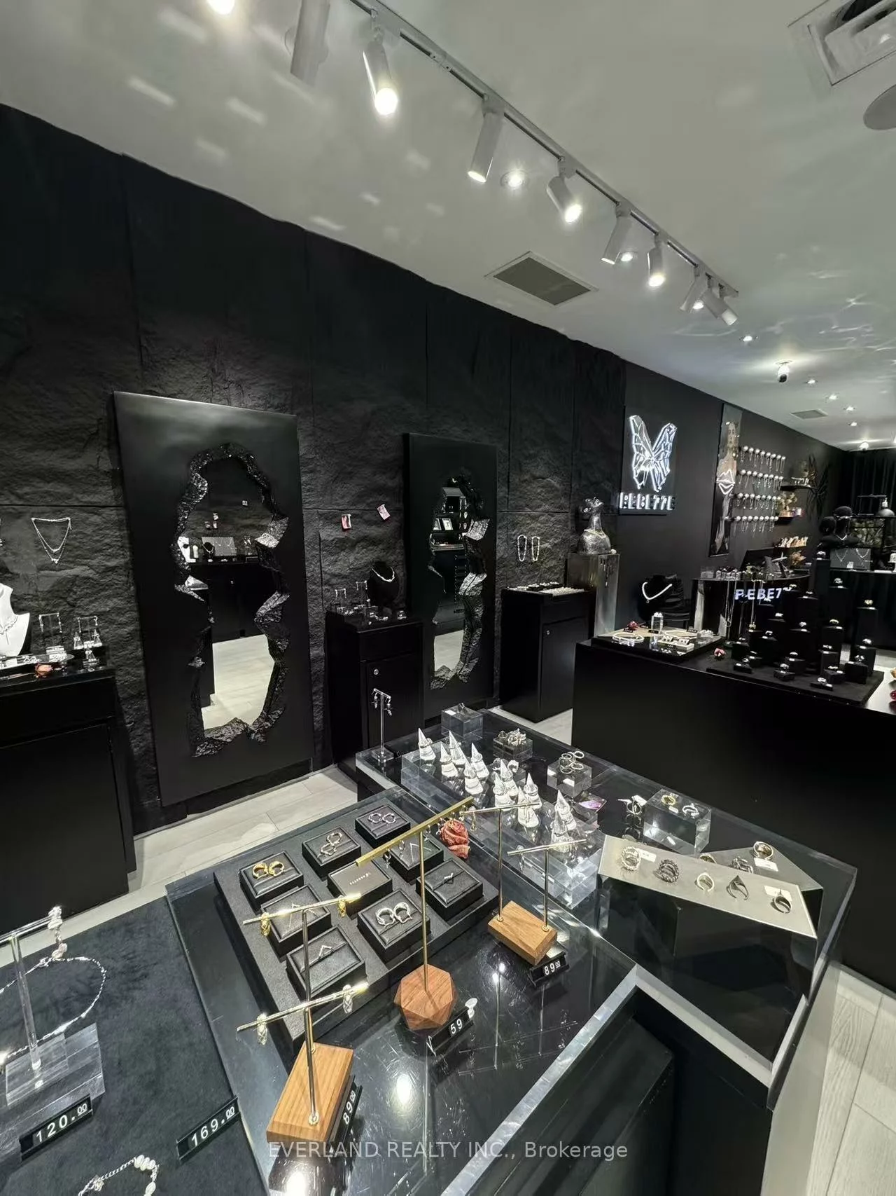 2515, Yonge, Mount Pleasant East, Toronto