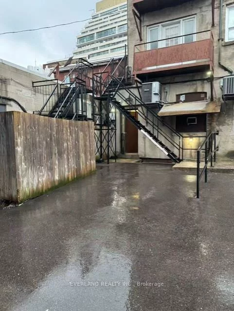 2515, Yonge, Mount Pleasant East, Toronto