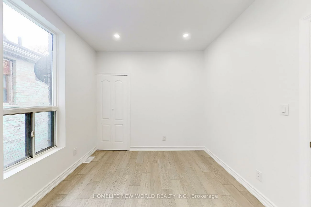 38, Kensington, Kensington-Chinatown, Toronto