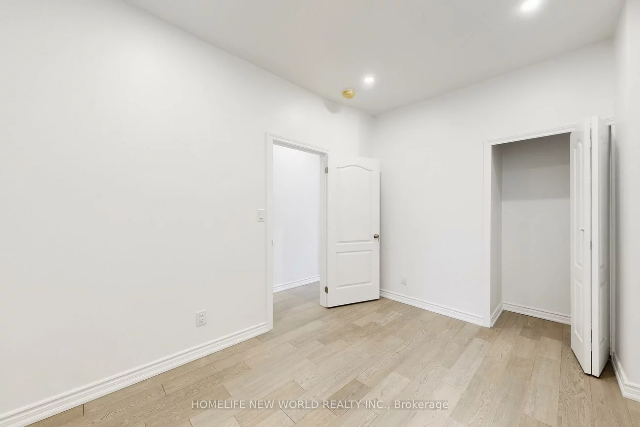 38, Kensington, Kensington-Chinatown, Toronto