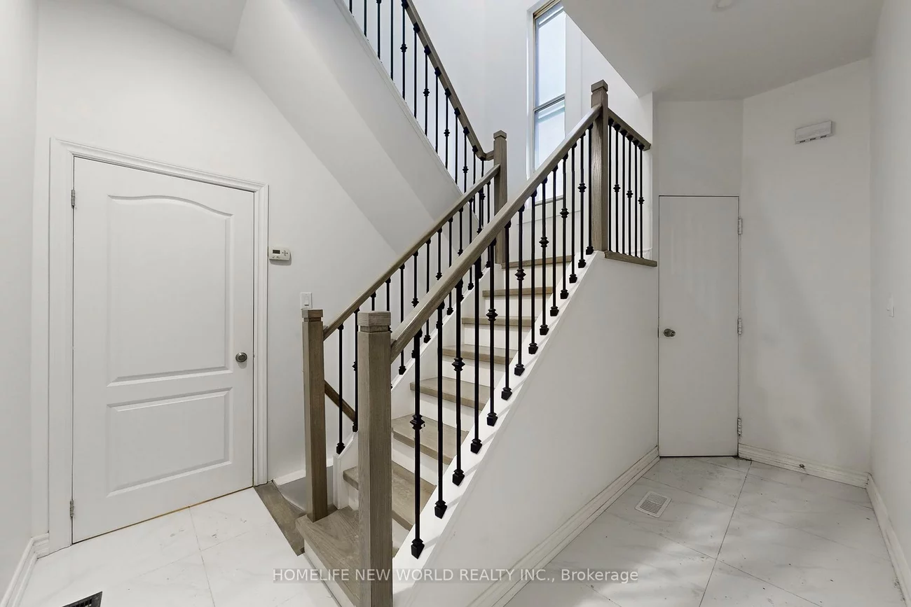 38, Kensington, Kensington-Chinatown, Toronto