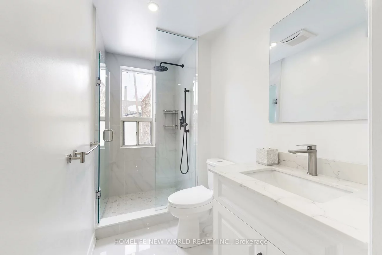 38, Kensington, Kensington-Chinatown, Toronto