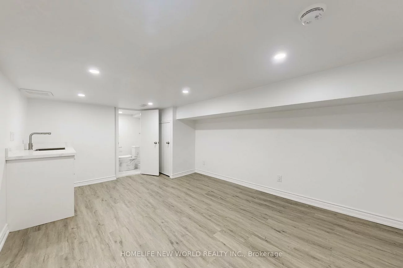 38, Kensington, Kensington-Chinatown, Toronto