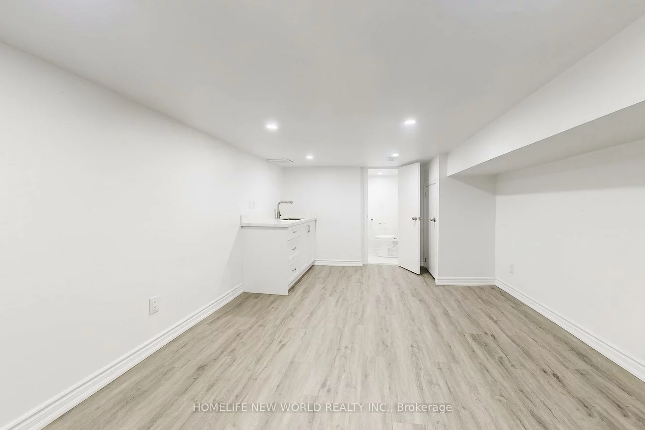 38, Kensington, Kensington-Chinatown, Toronto