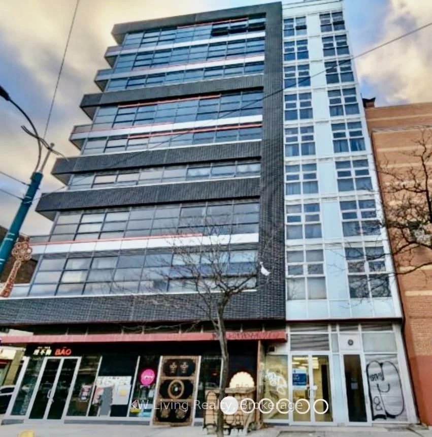 270, Spadina, Kensington-Chinatown, Toronto