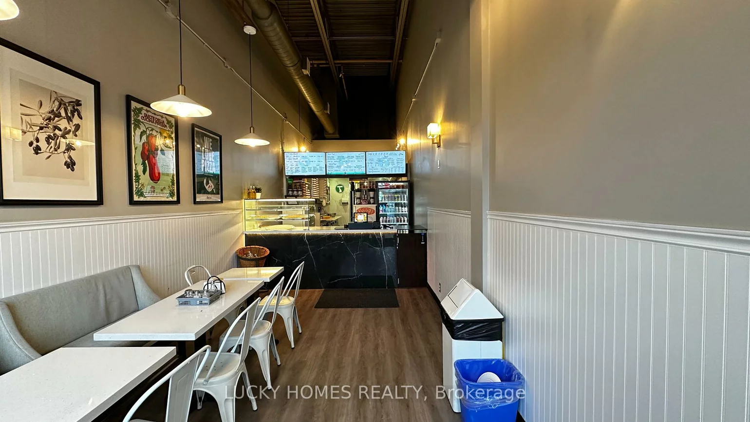 861, York Mills, Banbury-Don Mills, Toronto