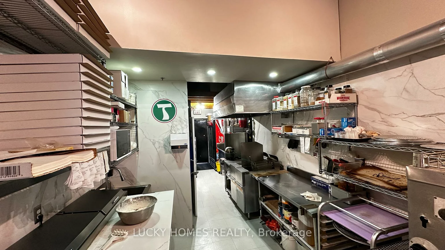 861, York Mills, Banbury-Don Mills, Toronto