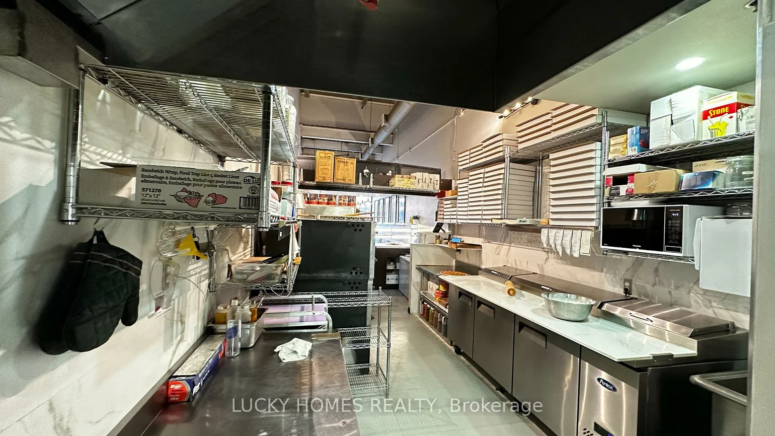 861, York Mills, Banbury-Don Mills, Toronto