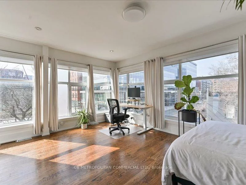 968, Queen, Trinity-Bellwoods, Toronto