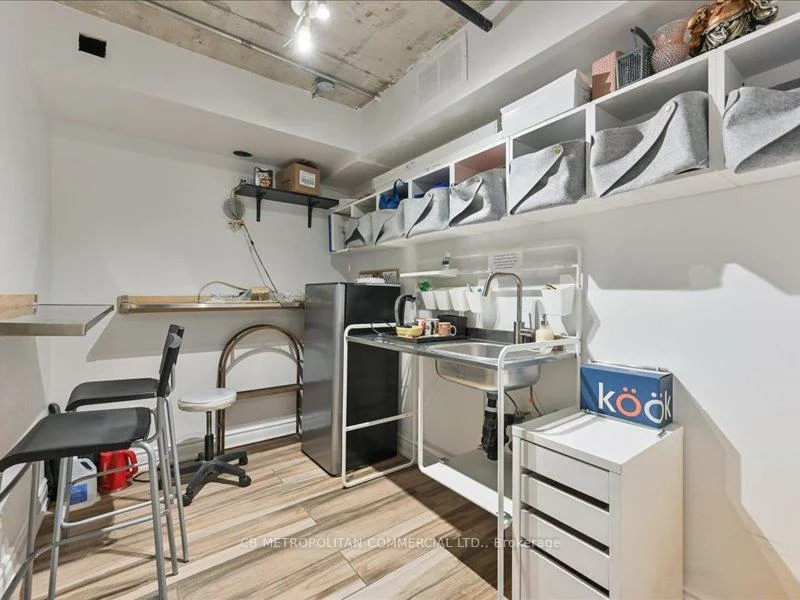 968, Queen, Trinity-Bellwoods, Toronto