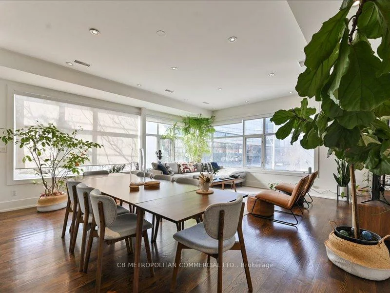 968, Queen, Trinity-Bellwoods, Toronto