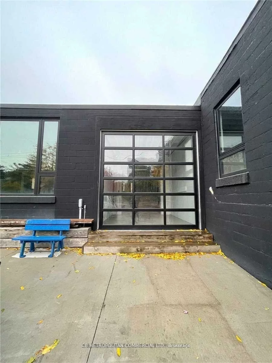 83-91B, Walnut, Niagara, Toronto