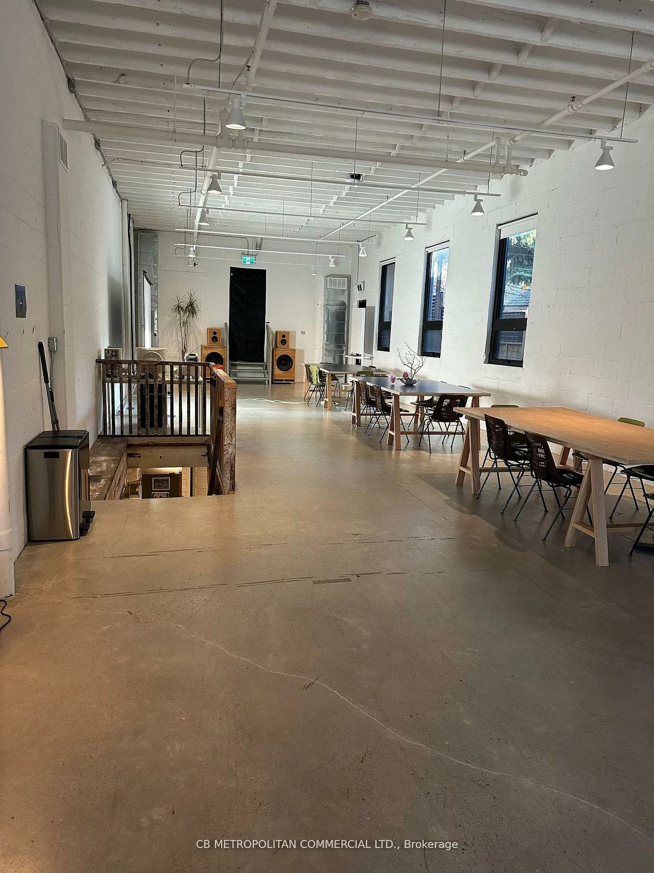 83-91B, Walnut, Niagara, Toronto