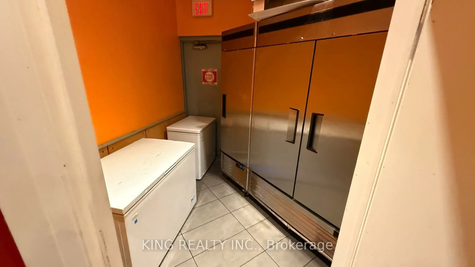 987, Bay, Bay Street Corridor, Toronto