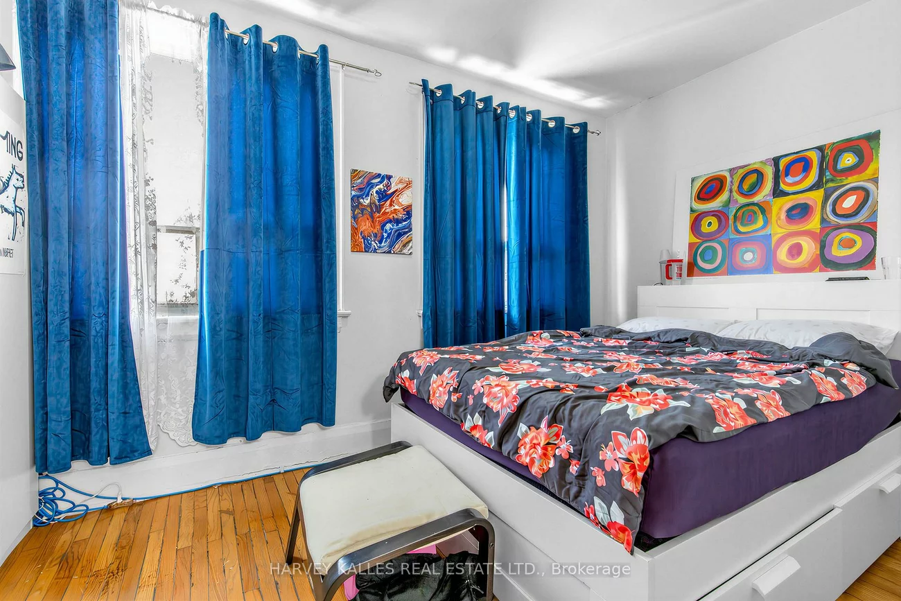 1378, Bathurst, Wychwood, Toronto