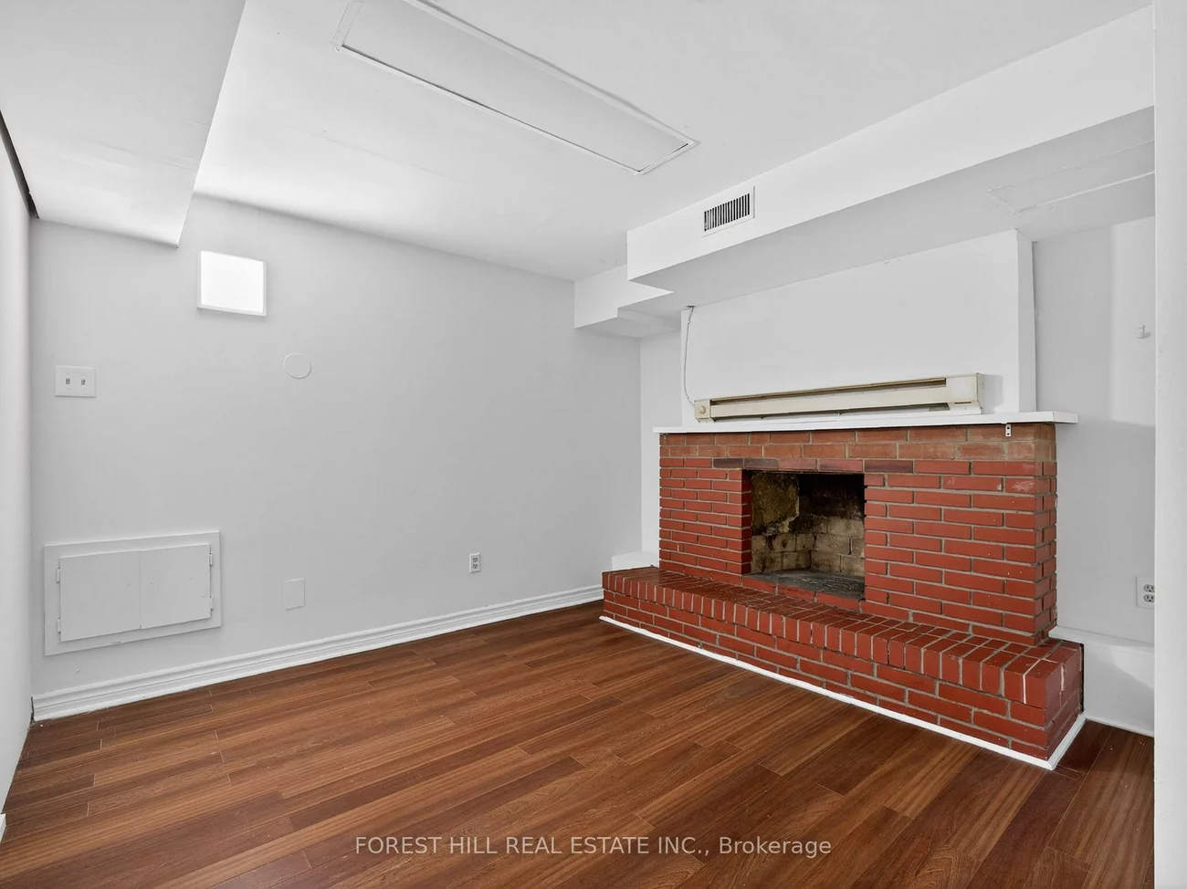 1111, College, Little Portugal, Toronto