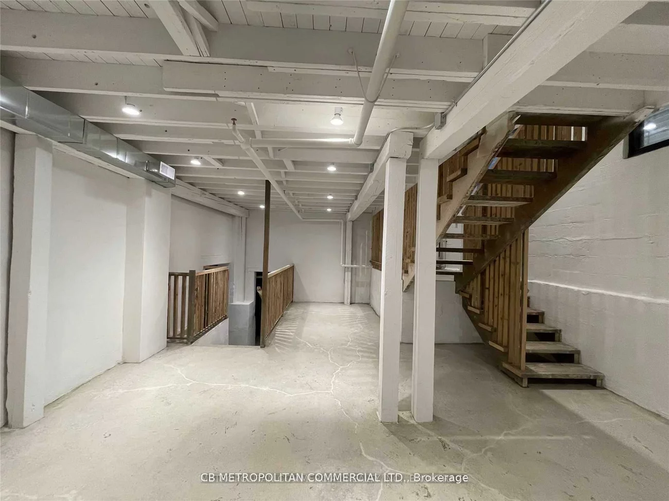 83-91B, Walnut, Niagara, Toronto