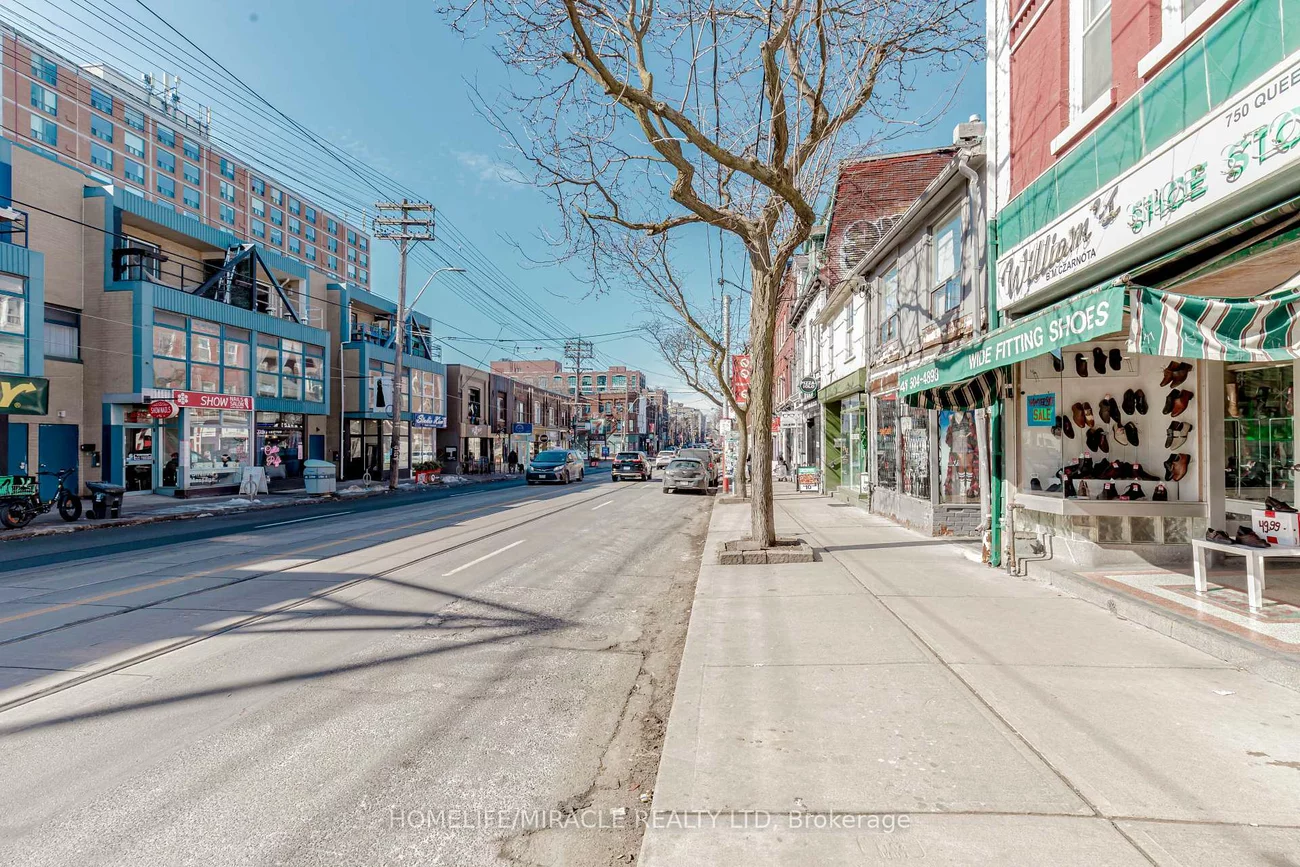 746, Queen, Trinity-Bellwoods, Toronto
