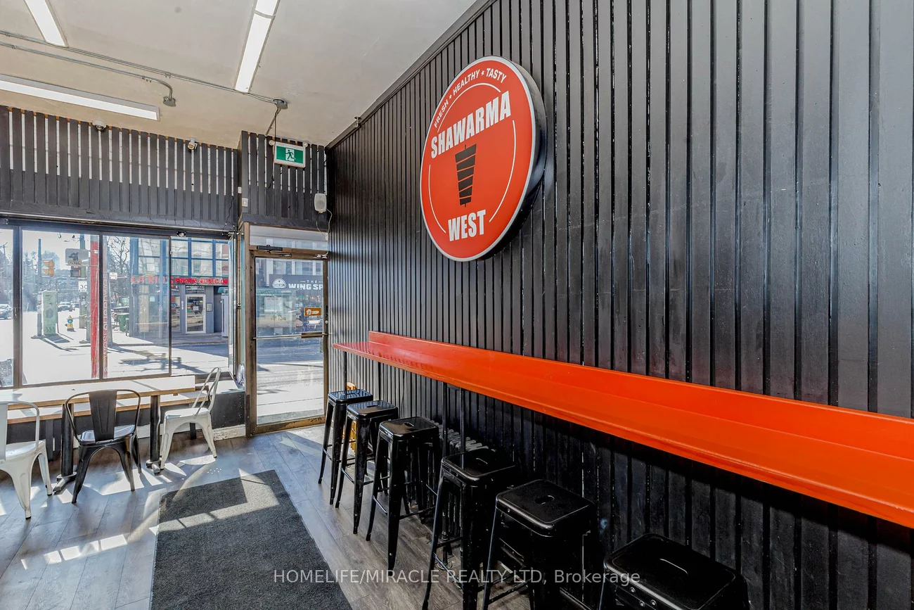 746, Queen, Trinity-Bellwoods, Toronto