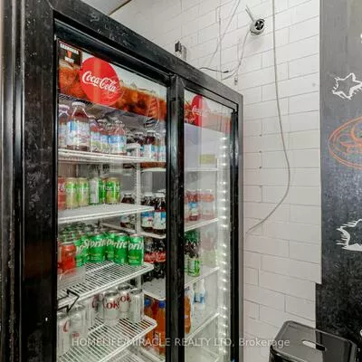 Commercial for sale, 746, Queen, Trinity-Bellwoods, Toronto