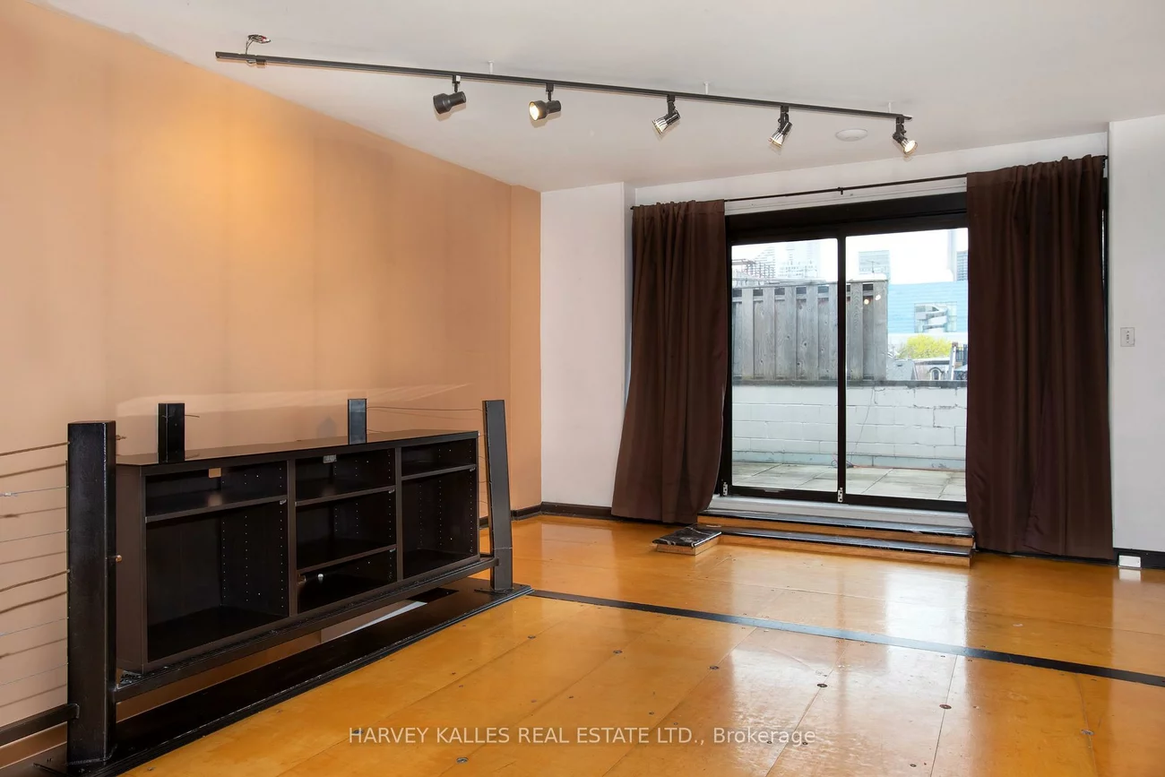 49, Baldwin, Kensington-Chinatown, Toronto