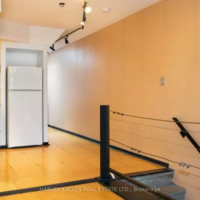 Commercial for sale, 49, Baldwin, Kensington-Chinatown, Toronto