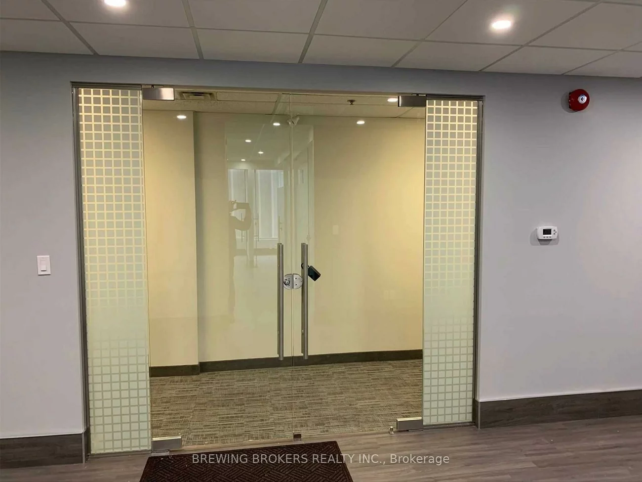 18, Wynford, Banbury-Don Mills, Toronto