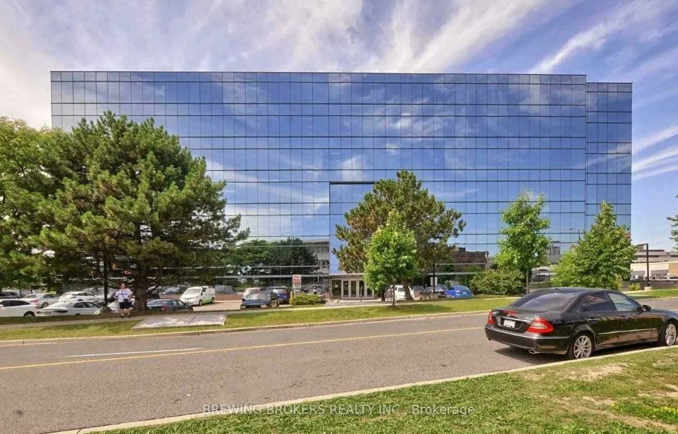 18, Wynford, Banbury-Don Mills, Toronto