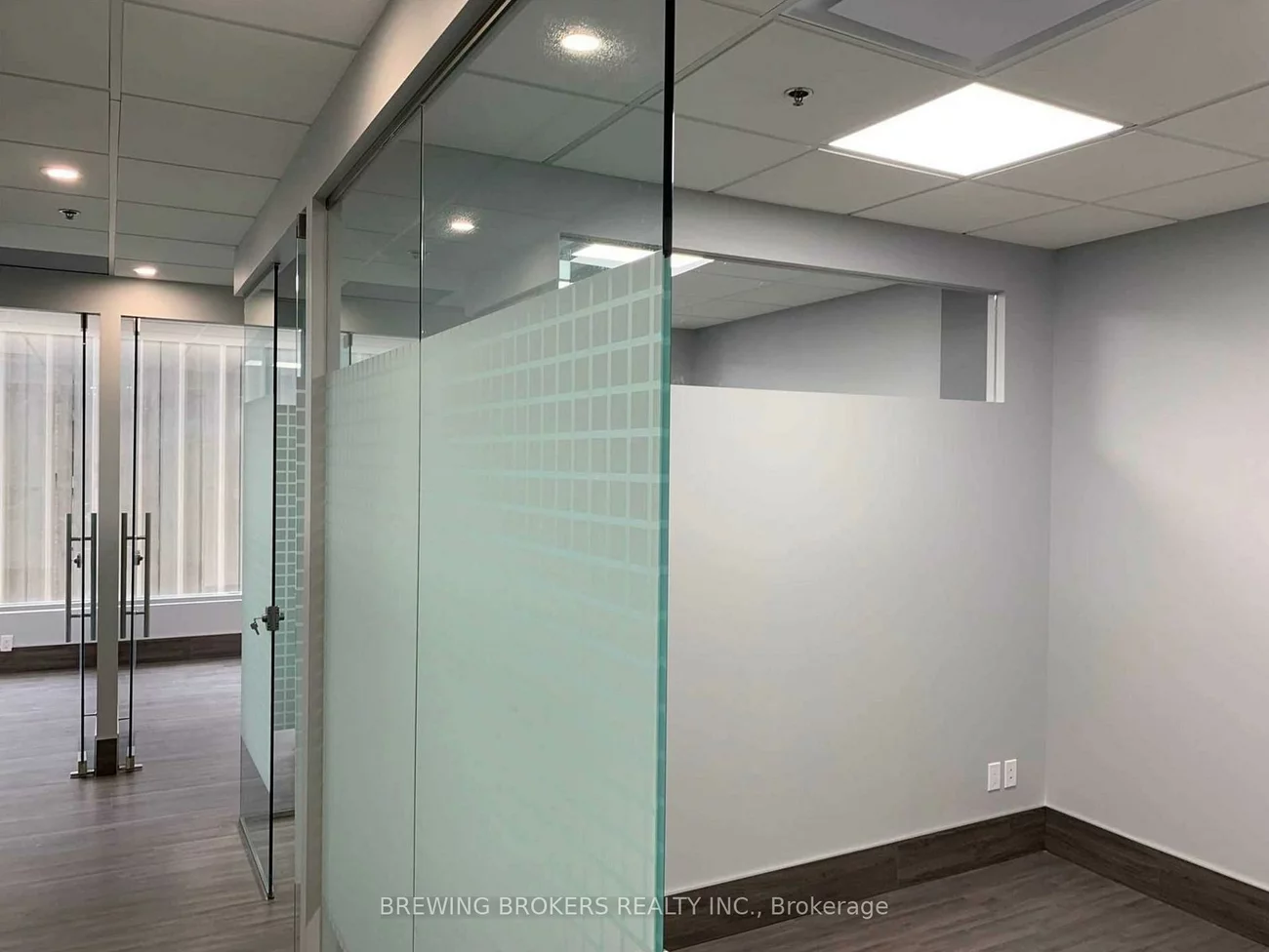 18, Wynford, Banbury-Don Mills, Toronto