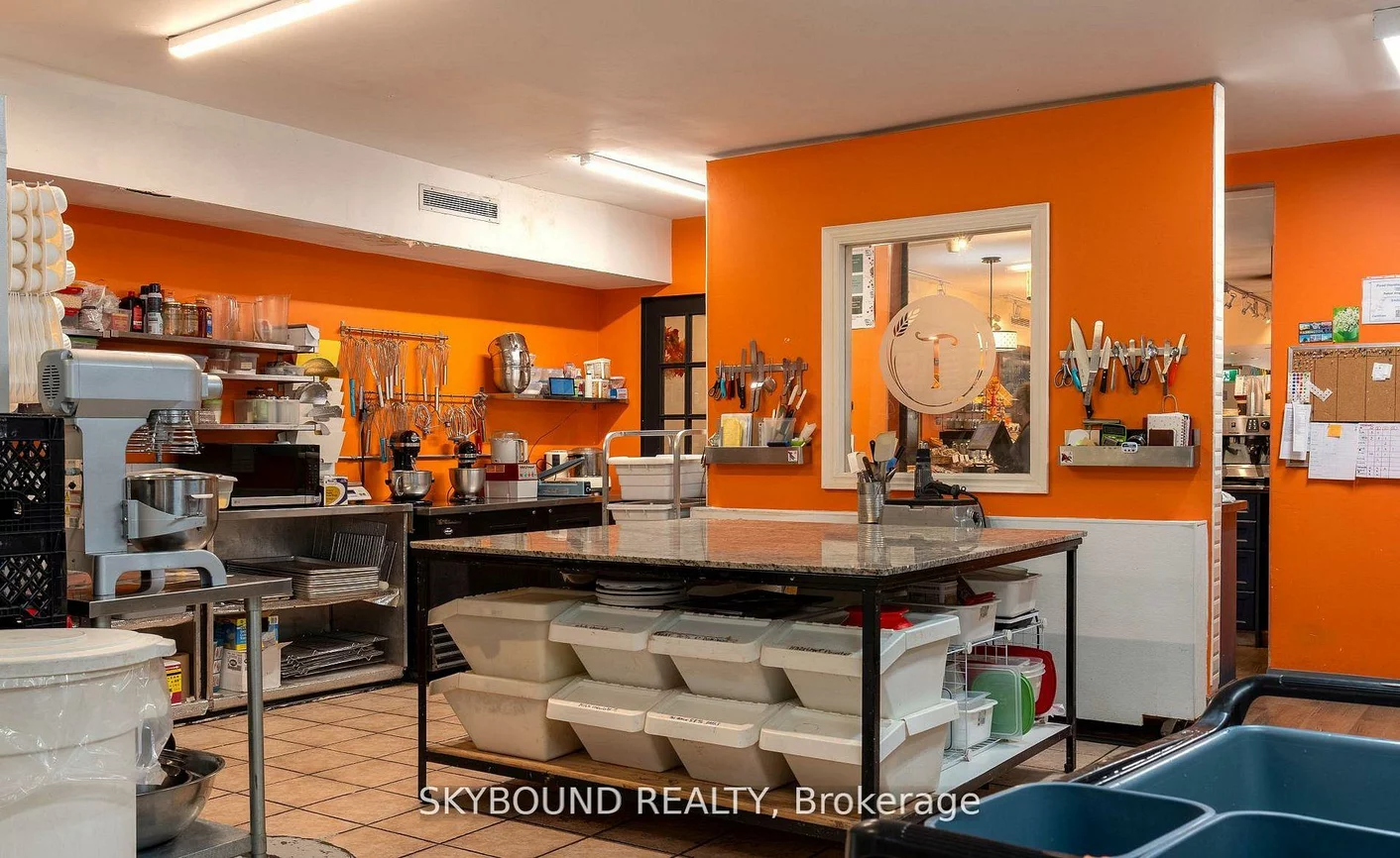 1116, Eglinton, Forest Hill North, Toronto