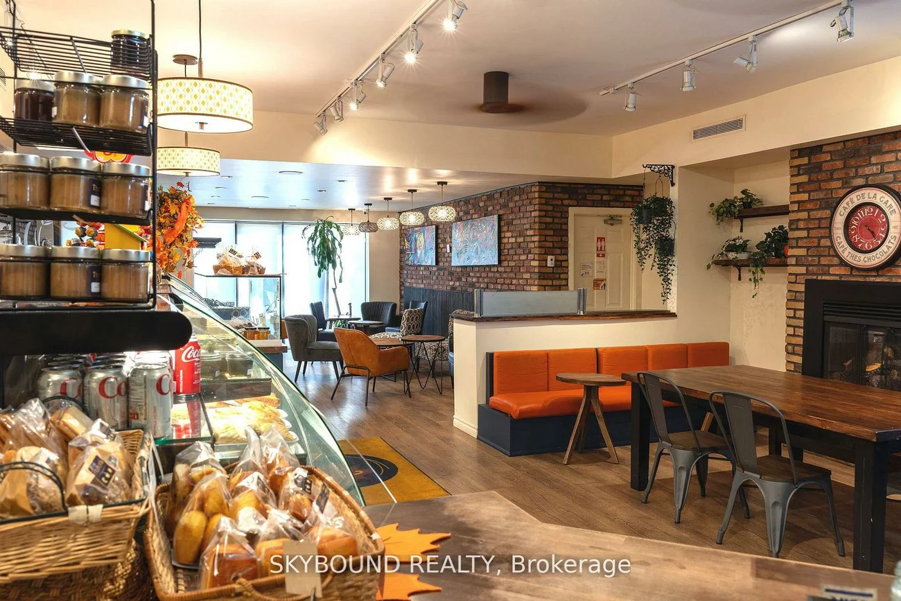 1116, Eglinton, Forest Hill North, Toronto