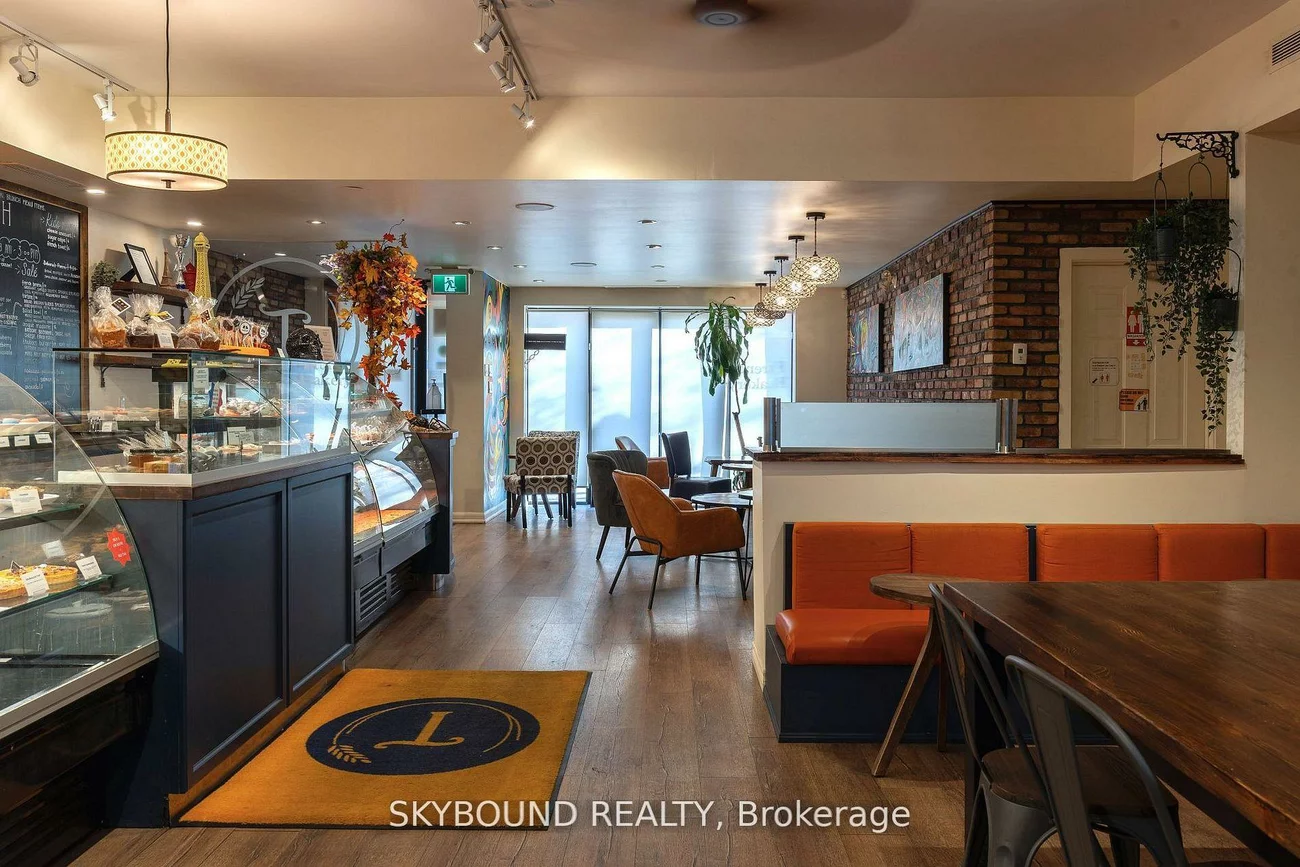 1116, Eglinton, Forest Hill North, Toronto